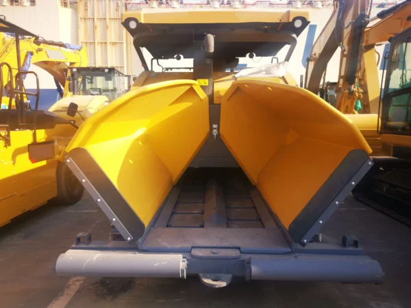 XCMG RP603 Asphalt Concrete Paver (5) XCMG XP603 Asphalt Concrete Paver