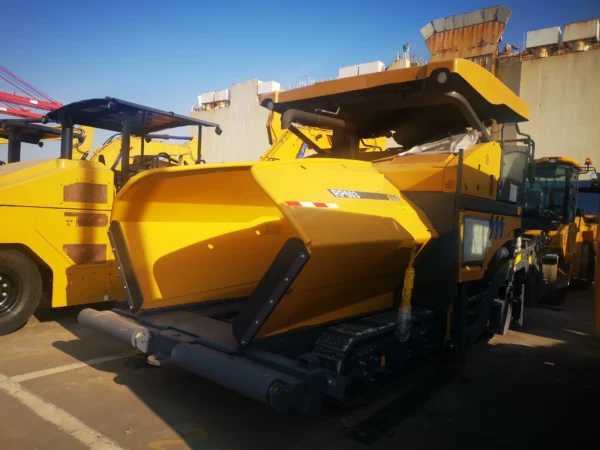 XCMG RP603 Asphalt Concrete Paver (6) XCMG XP603 Asphalt Concrete Paver