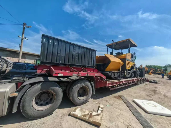 XCMG RP805 Asphalt Concrete Paver (1) XCMG RP805 Asphalt Paver For Sale