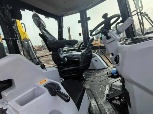 XCMG XC870HK Loader Backhoe Loader