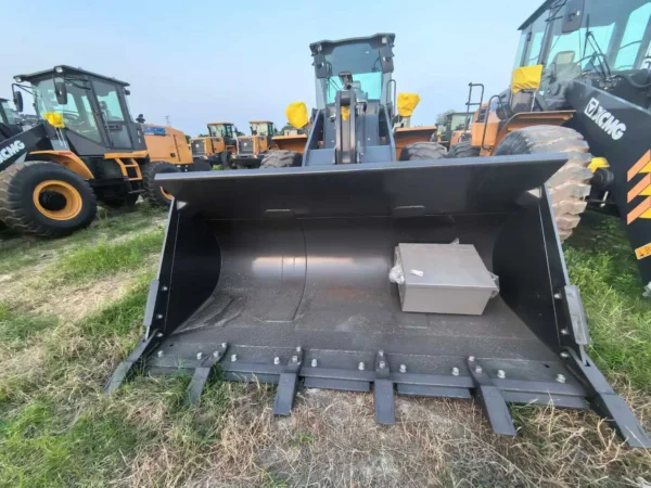 XCMG XC948 Wheel Loader (3) XCMG XC948 4 Ton Loader Wheel Loader