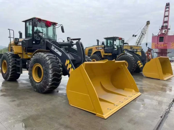 XCMG XC988 Wheel Loader (1) XCMG XC988 8 Ton Giant Wheel Loader