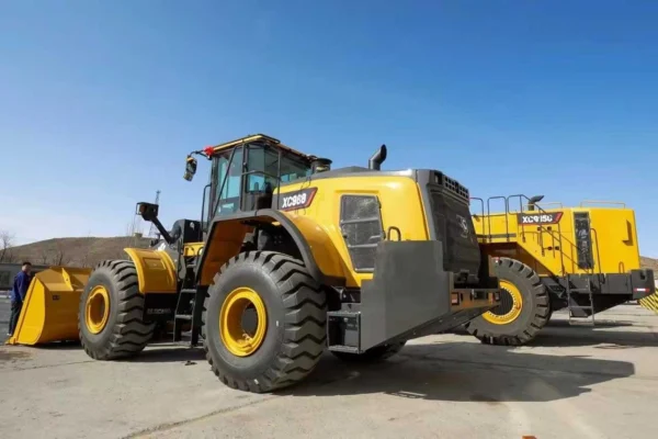 XCMG XC988 Wheel Loader (3) XCMG XC988 8 Ton Giant Wheel Loader