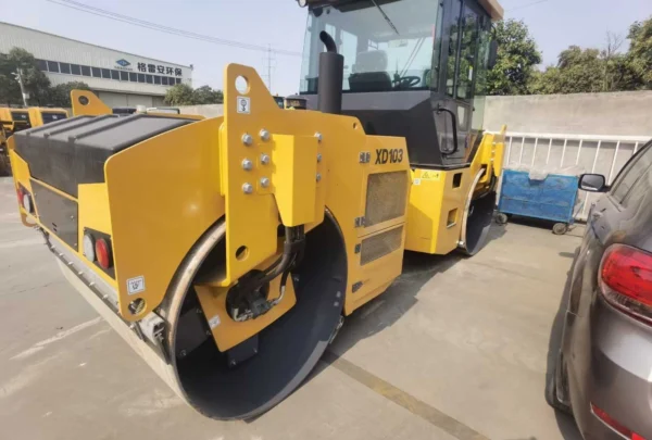 XCMG XD103 Dual Drum Road Roller (2) XCMG XD103 Road Roller Machine Dual Drum Road Roller
