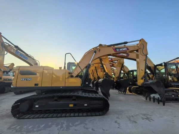 XCMG XE215G 22 ton Excavator for Sale