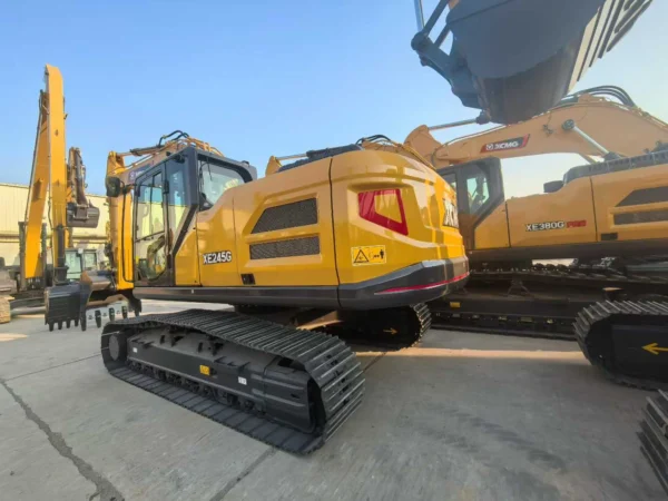XCMG XE245G 24.5 Ton Excavators for Sale