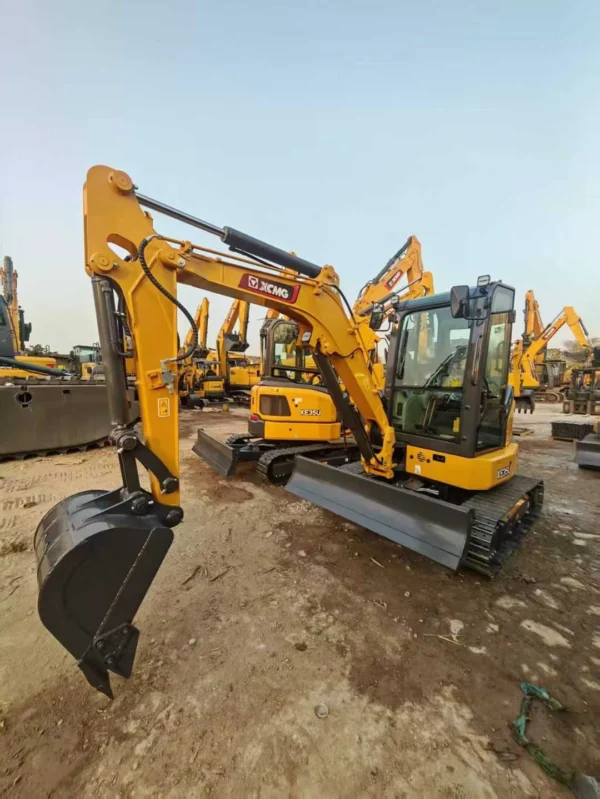 XCMG XE35U 3.5 Ton Mini Excavator for Sale