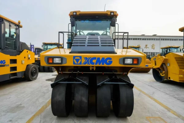 XCMG XP163 Tyre Road Roller (3) XCMG XP163 Tyre Road Roller Equipment