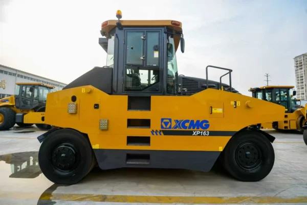XCMG XP163 Tyre Road Roller (4) XCMG XP163 Tyre Road Roller Equipment