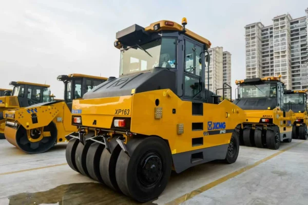 XCMG XP163 Tyre Road Roller (5) XCMG XP163 Tyre Road Roller Equipment